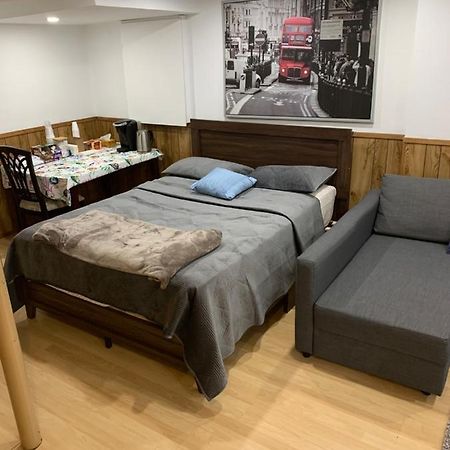Big Oasis Studio Near Airport Yyz Hotell Toronto Eksteriør bilde